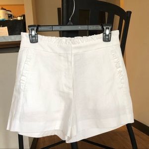 High-waisted classy shorts